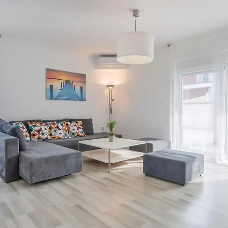 Casa de Férias Stunning In Pula