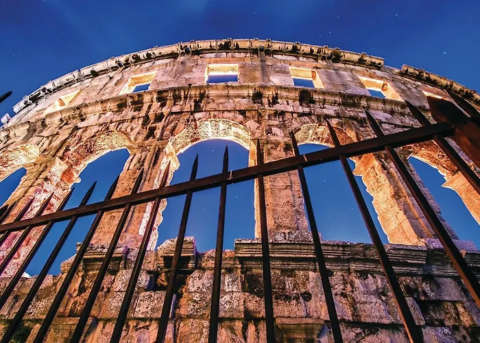 Stunning In Prázdninový dům Pula