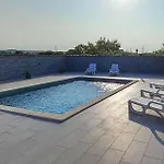 Gorgeous In בית נופש *